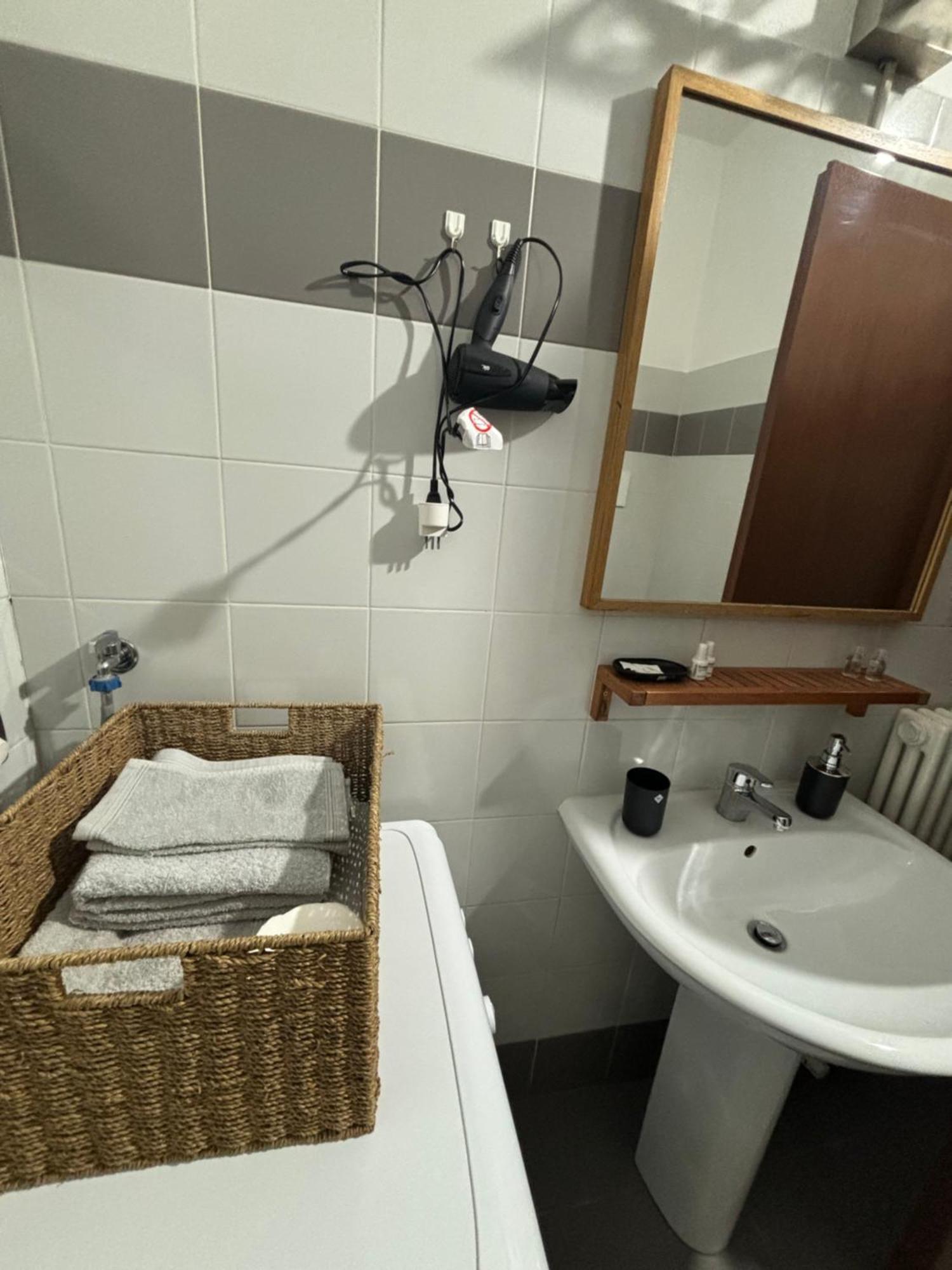 La Casa Di Ale Lejlighed Lecco Eksteriør billede